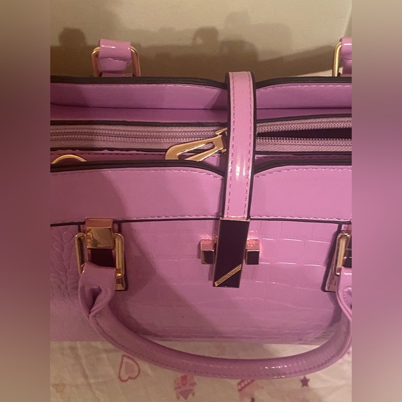 Brand new lilac Purse - Picture 16 of 16